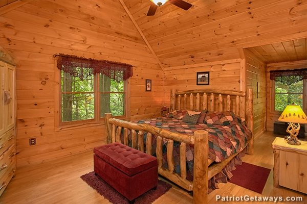 Bear Creek - A Pigeon Forge Cabin Rental