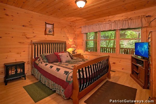 Bear Creek - A Pigeon Forge Cabin Rental