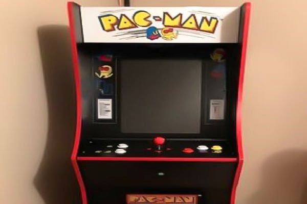 Pacman arcade game at Bear Creek, a 4 bedroom cabin rental located in Pigeon Forge