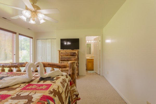 Queen bedroom amenities at 1 Crazy Cub, a 4 bedroom cabin rental located in Pigeon Forge
