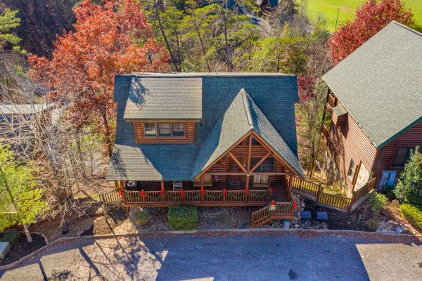 Loving Every Minute, a 5 bedroom cabin rental located in Pigeon Forge