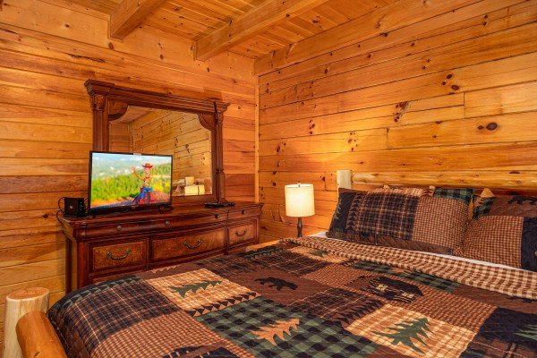 Bedroom amenities at Top of the Way, a 2 bedroom cabin rental located in Pigeon Forge