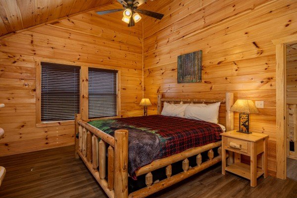 Second bedroom at Mountain Pool & Paradise, a 3 bedroom cabin rental located in Pigeon Forge