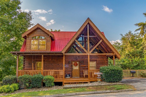 Exterior at Livin' Simple, a 2 bedroom cabin rental located in Pigeon Forge