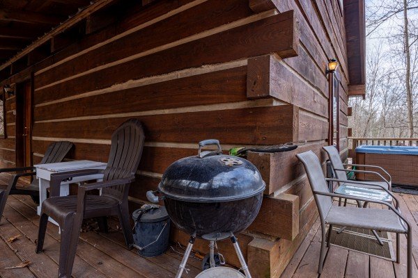 Charcoal grill at Henwood's Hideaway, a 1 bedroom cabin rental located in Pigeon Forge