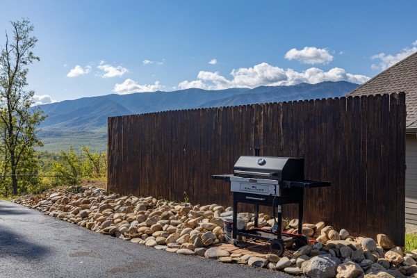 Grill at Heaven's Hill, a 3 bedroom cabin rental located in Gatlinburg