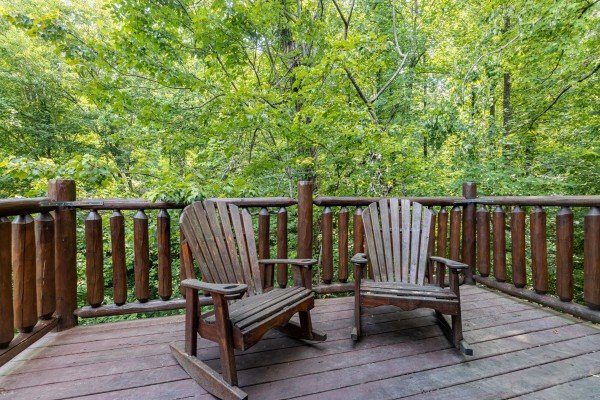 Rocking chairs for two at A Bear on the Ridge, a 2 bedroom cabin rental located in Pigeon Forge