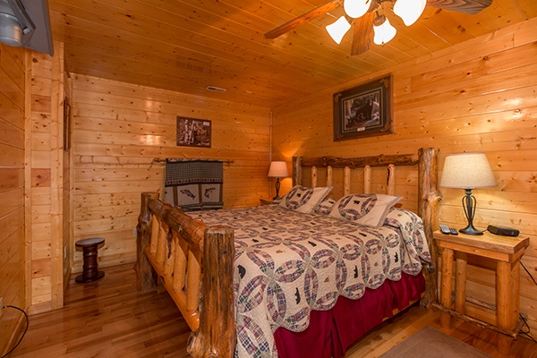 Country Bear's Getaway - A Gatlinburg Cabin Rental