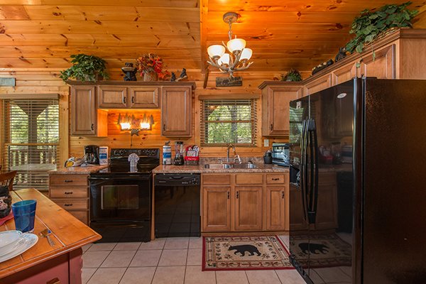 Honey Bear Lodge - A Gatlinburg Cabin Rental