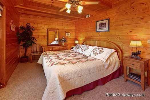 Second floor bedroom with dresser at Eagle's View Lodge, a 3-bedroom cabin rental located in Gatlinburg