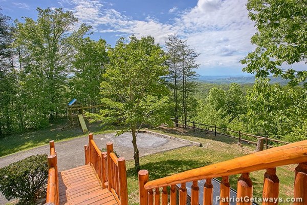 Steps up to the cabin from the parking area at Eagle's View Lodge, a 3-bedroom cabin rental located in Gatlinburg