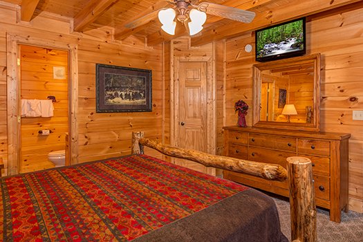 at lazy bear lodge a 2 bedroom cabin rental located in pigeon forge