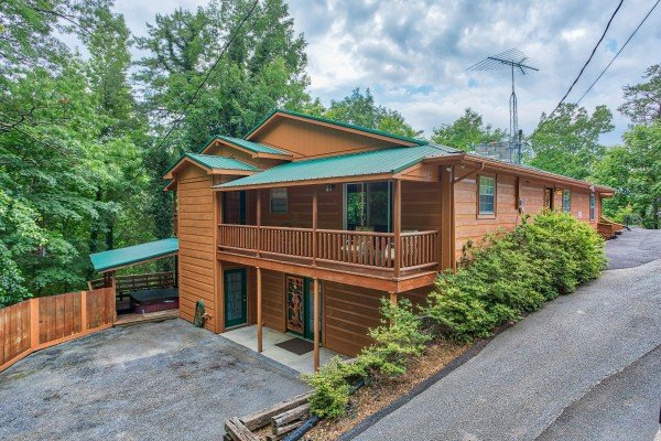 Looking at at Breezy Mountain Lodge, an 11-bedroom cabin rental located in Pigeon Forge