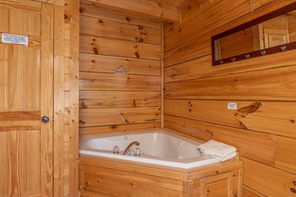 Jacuzzi at Rocky Top Memories, a 2 bedroom cabin rental located in Pigeon Forge