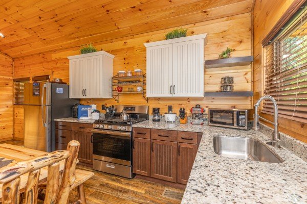 Kitchen appliances at 2 Crazy Cubs, a 2 bedroom cabin rental located in Pigeon Forge