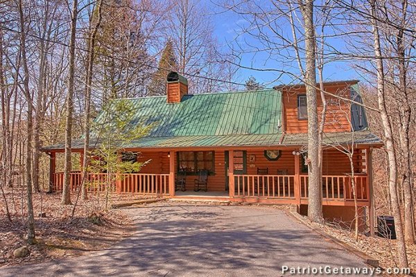 Stags Leap, a 2 bedroom cabin rental located in Pigeon Forge