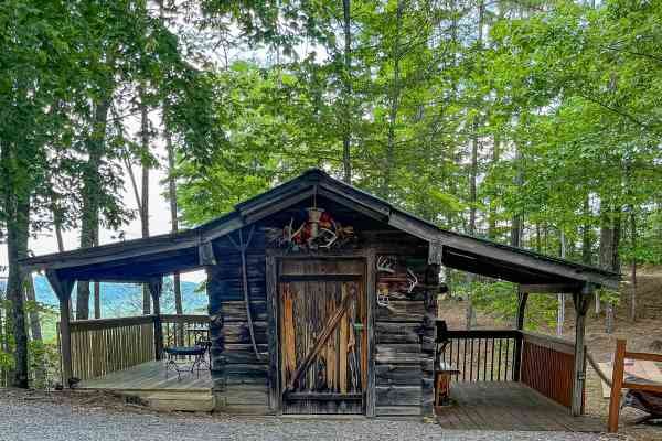 Decorative cabin at Bearfoot Adventure, a 2 bedroom cabin rental located in Gatlinburg