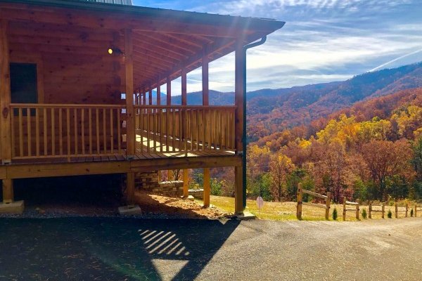 Mountain View at Four Seasons Grand, a 5 bedroom cabin rental located in Pigeon Forge