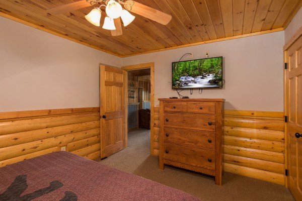 Dresser and TV in a bedroom at Endless View, a 4 bedroom cabin rental located in Pigeon Forge