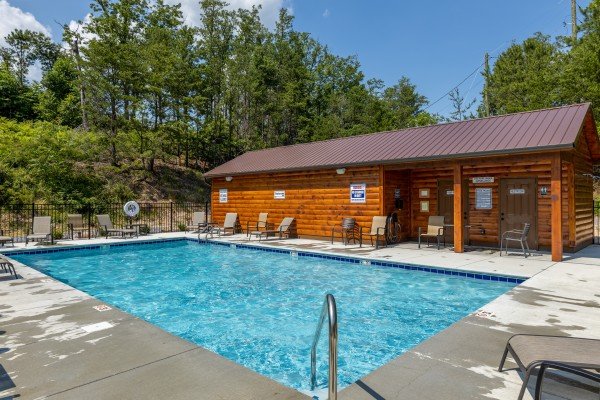 Resort pool for guests at all that jazz a 1 bedroom cabin rental located in pigeon forge