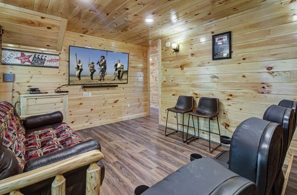 at smoky mountain pool lodge a 4 bedroom cabin rental located in gatlinburg
