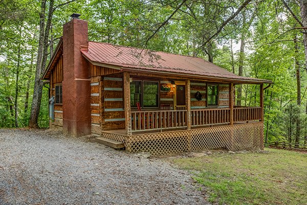 Little Bear, a 1 bedroom cabin rental located in Pigeon Forge