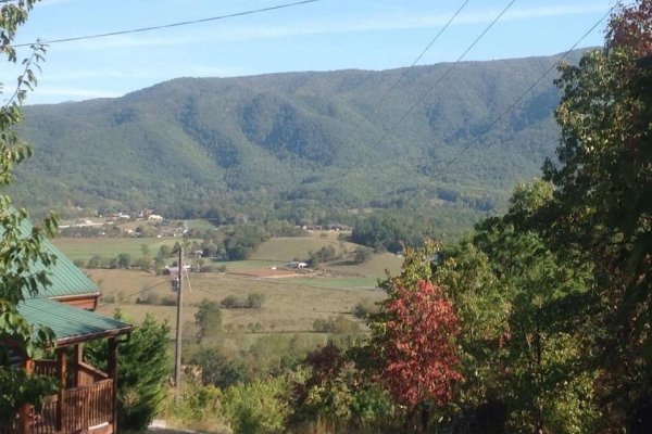 Mountain view from the driveway at Bootlegger's Bounty, a 1-bedroom cabin rental located in Pigeon Forge