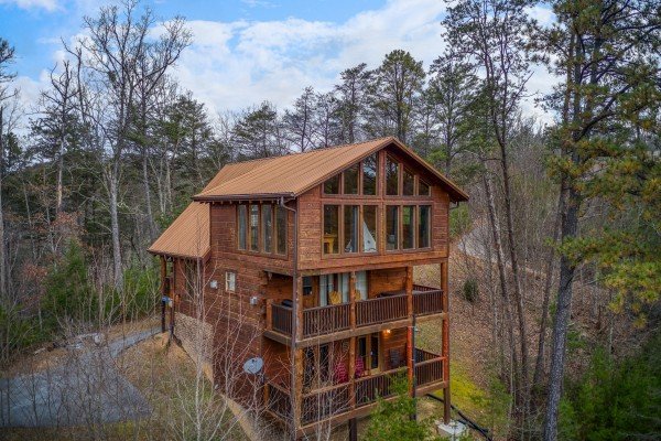 Black Bear Hide Out A Pigeon Forge Cabin Rental
