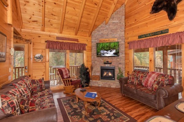 Bearfoot Memories A Pigeon Forge Cabin Rental