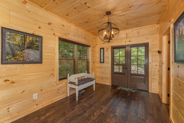 Main floor entry at Heavenly Daze, a 4 bedroom cabin rental located in Pigeon Forge