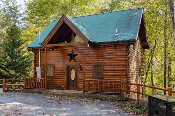 Silver Creek Cabin, a 1 bedroom cabin rental located in Pigeon Forge